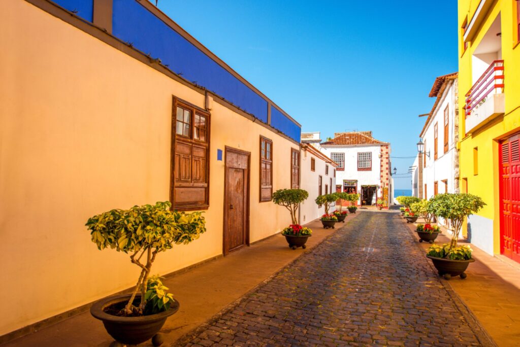 Promenade dans les rues de garachico