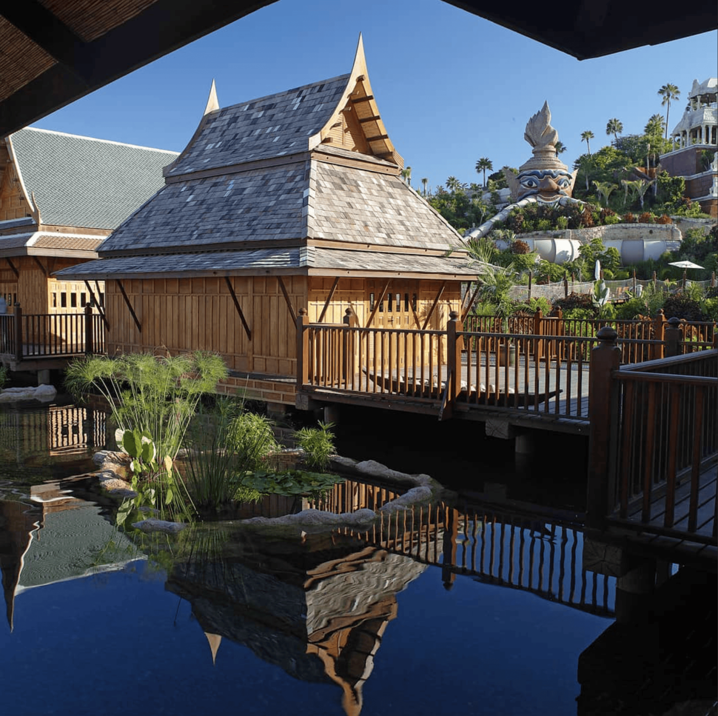 Siam park floating market