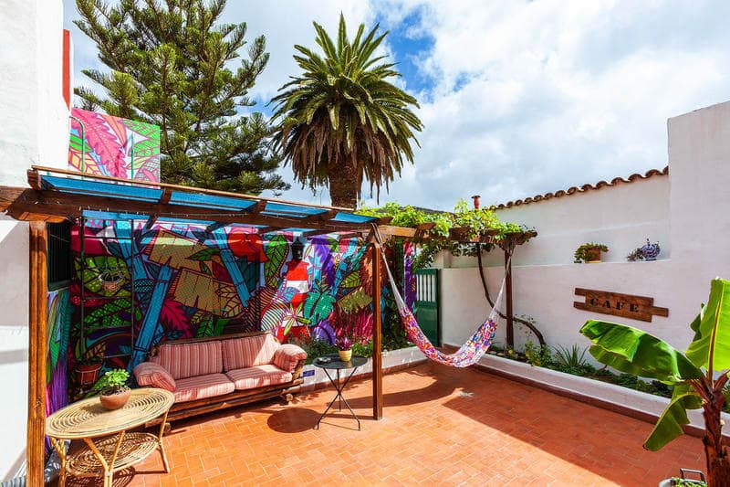 Auberge de jeunesse : Patio hotel